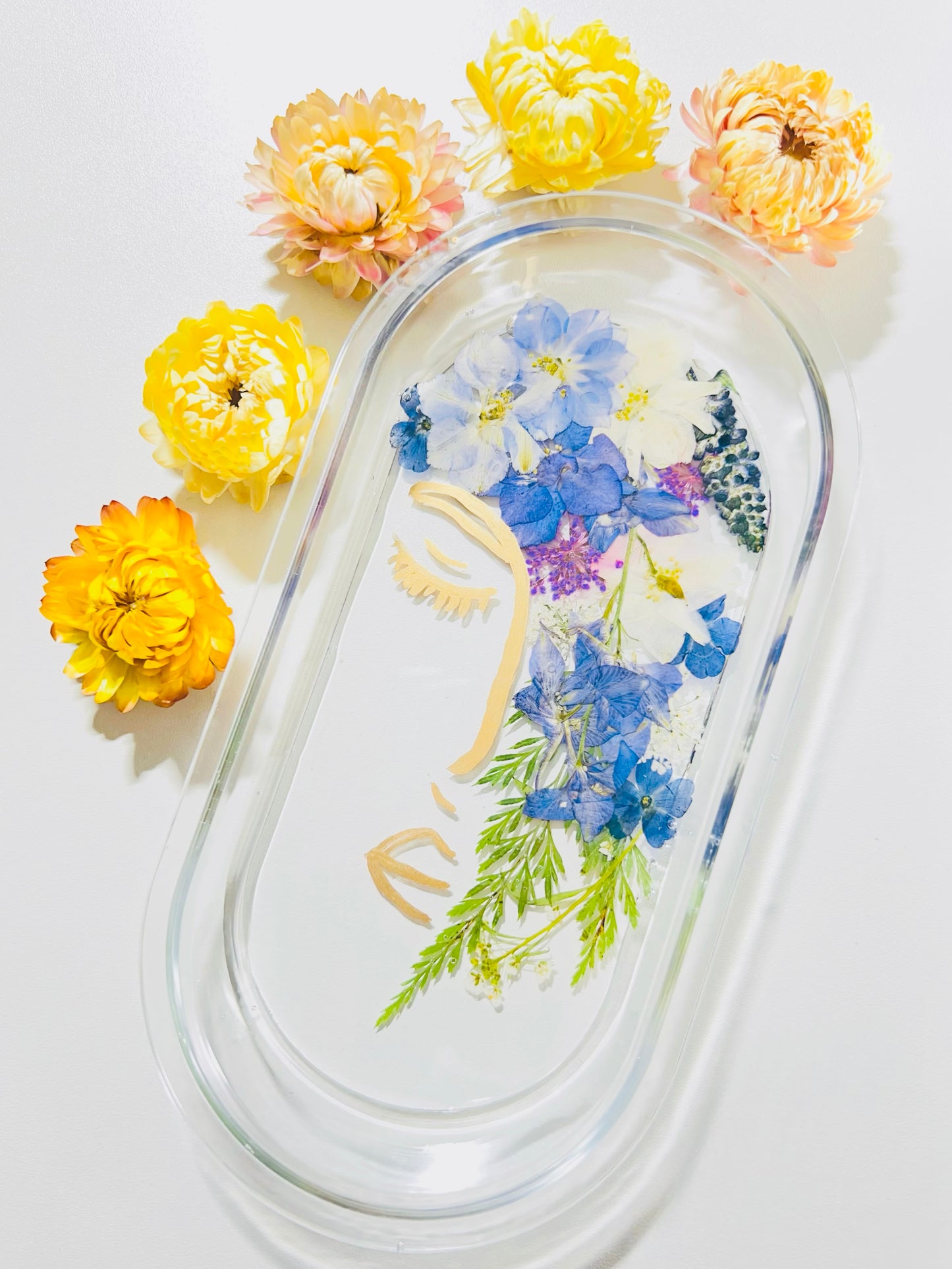 ❦ Suspended Serenity: Resin Tray Collection ❦