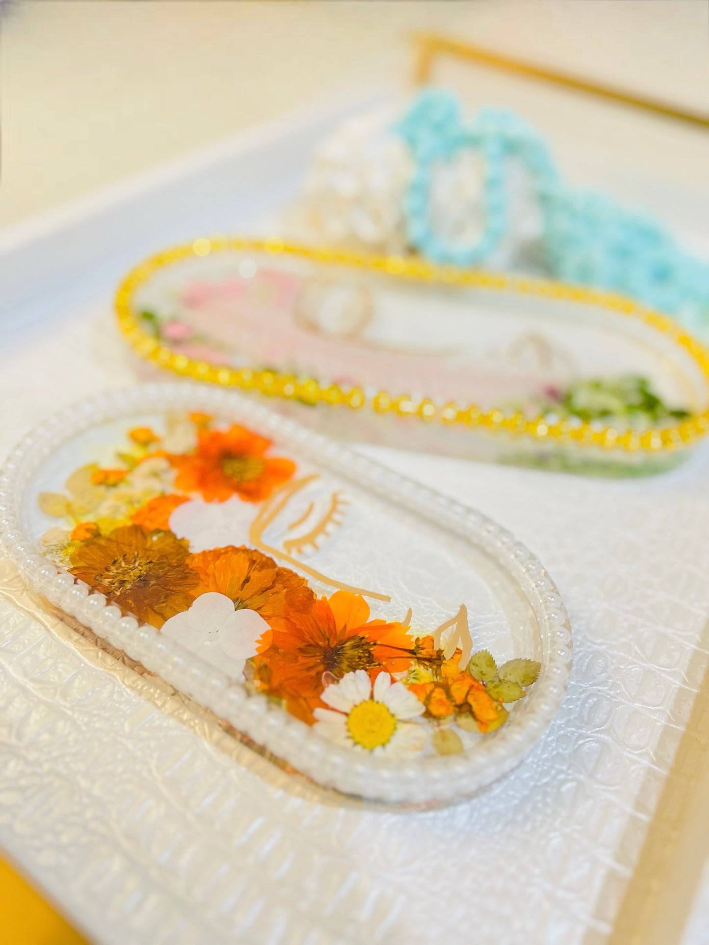 ❦ Suspended Serenity: Resin Tray Collection ❦