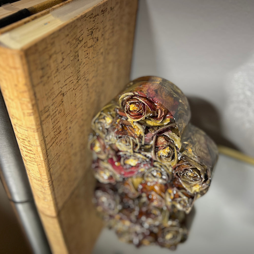 
                  
                    Displayed is the Small Heart - A Dozen Flowers · Metallic Flakes with Clear Resin
                  
                
