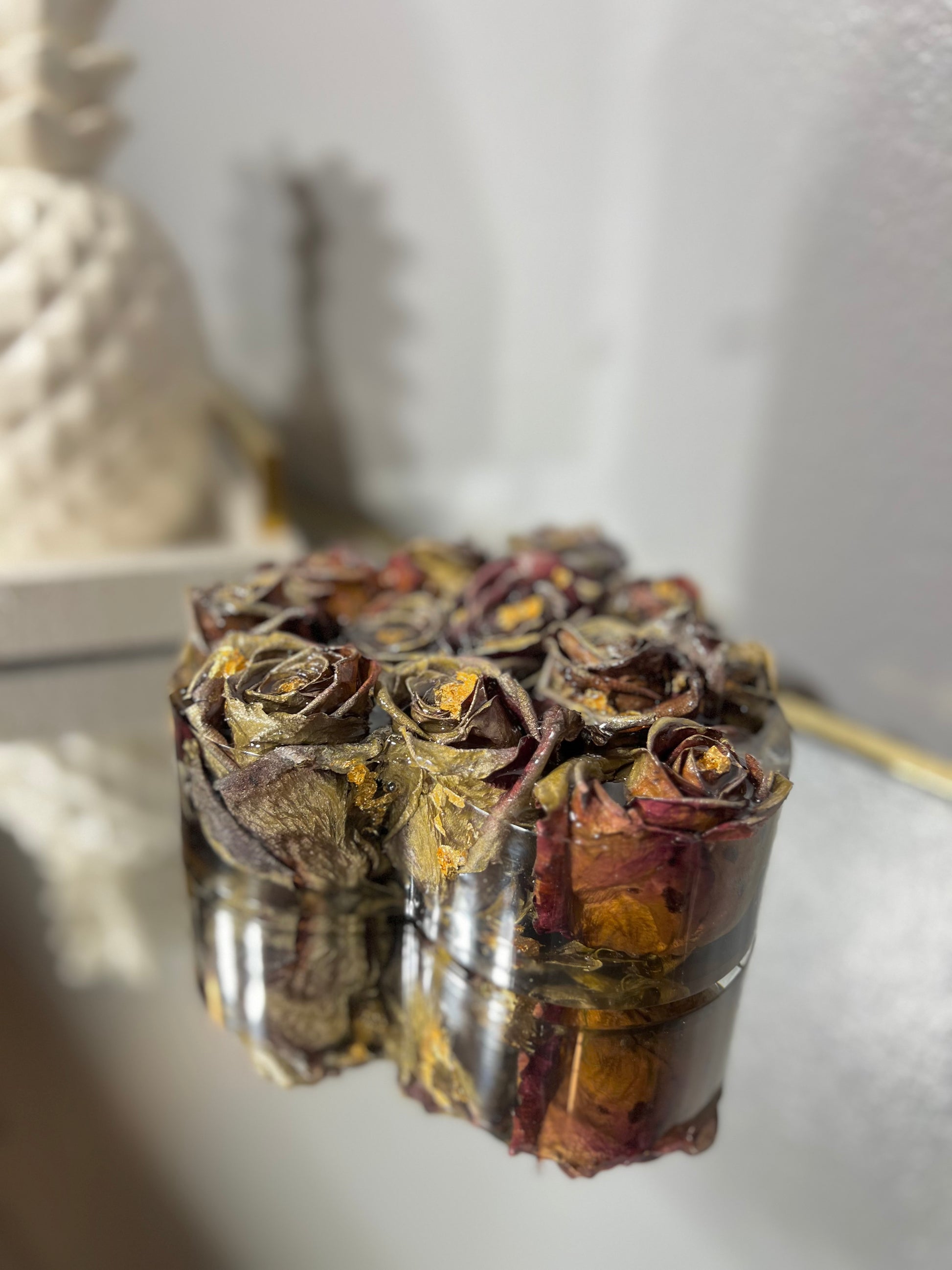 Displayed is the Small Heart - A Dozen Flowers · Metallic Flakes with Clear Resin