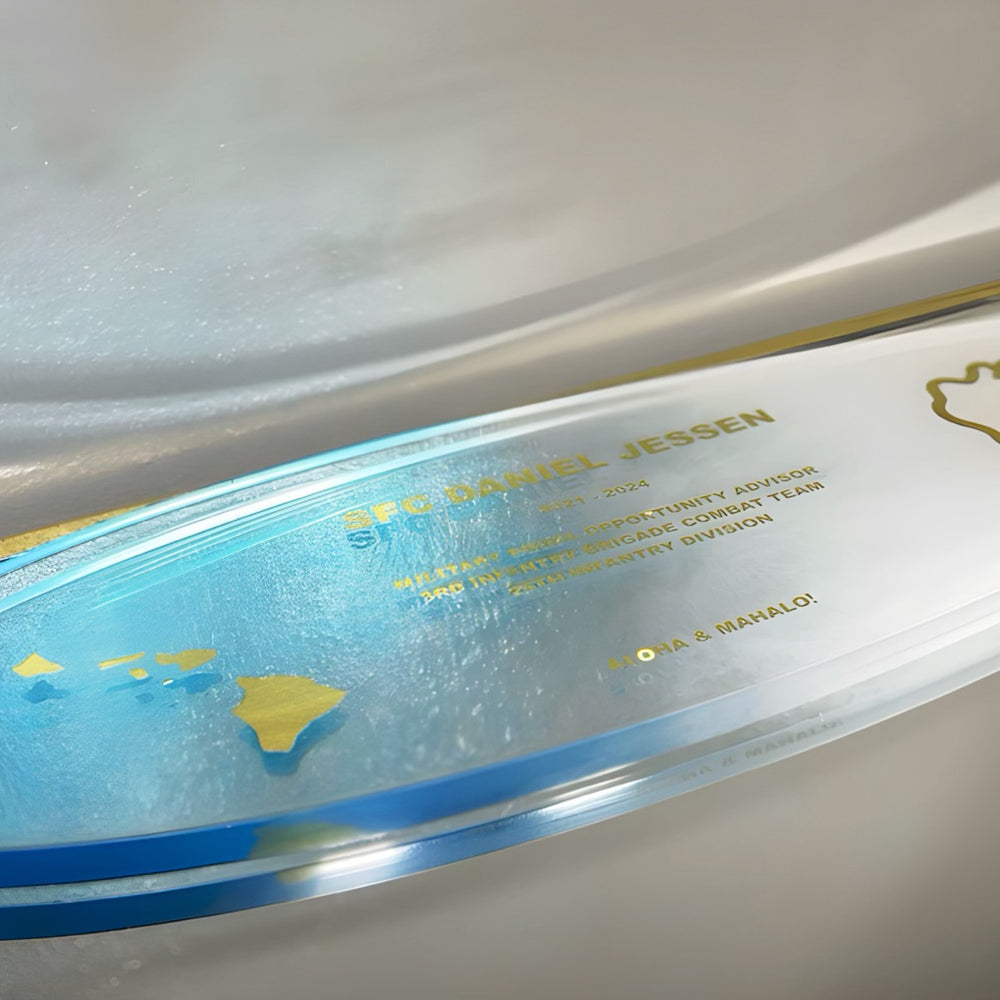 
                  
                    Displayed is the Resin Surfboard
                  
                